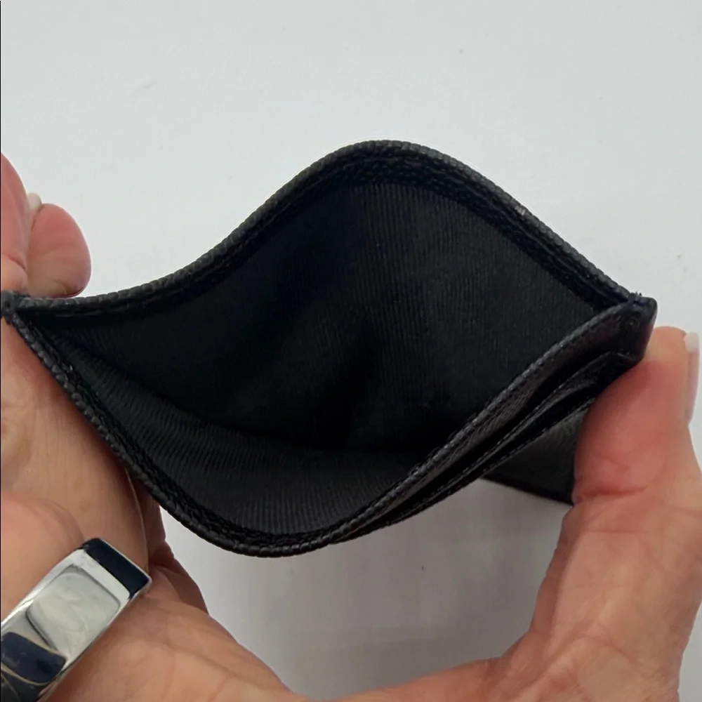 Black Card Holder‎